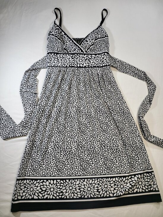 City Triangles Dresses & Skirts - City Triangles Black & White‎ Floral Maxi Dress – Size Small